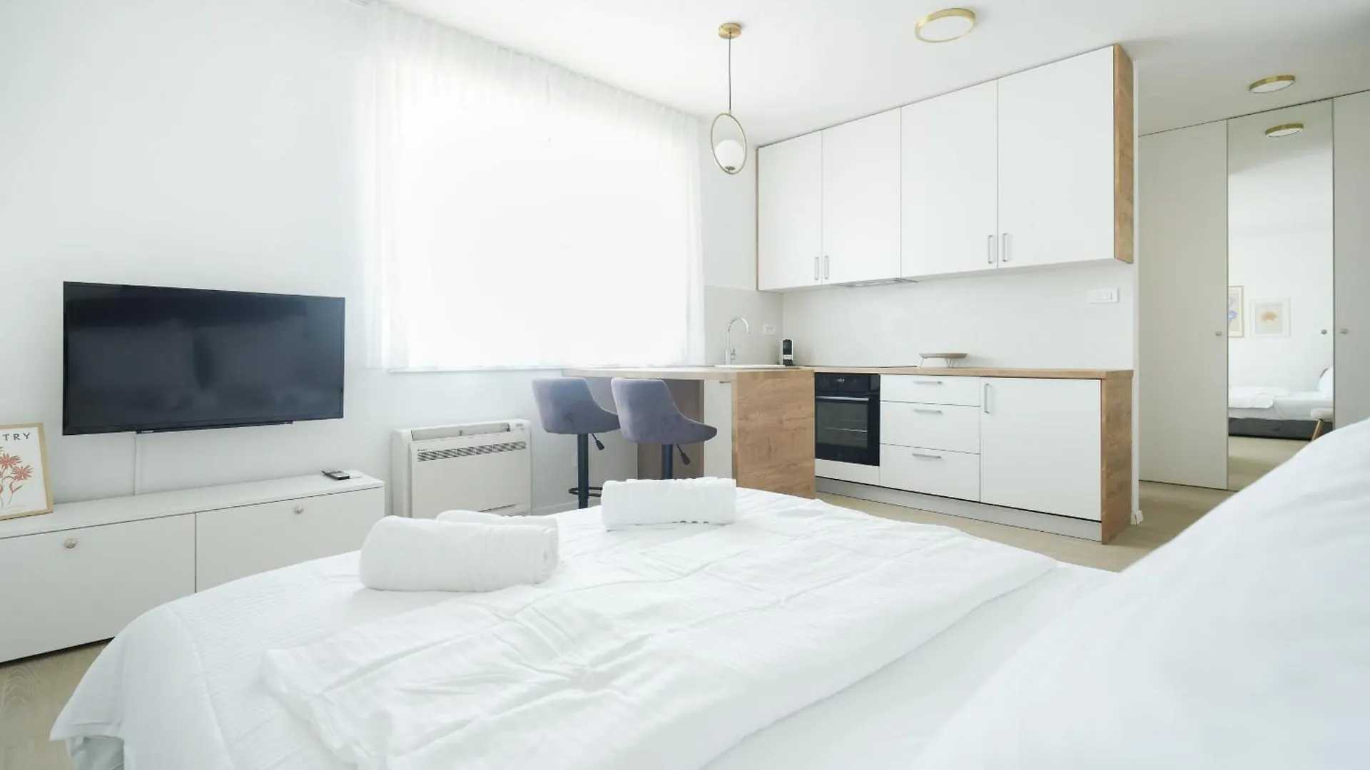 Luminous Living Studio Zadar 0*,  Kroatien